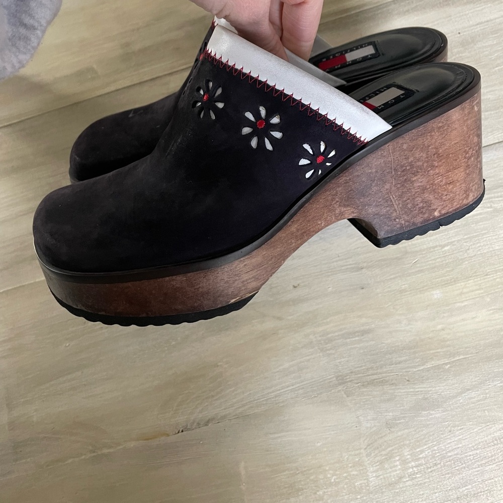 Vintage Y2k chunky wooden platform Tommy Hilfiger clogs - Picture 4 of 10